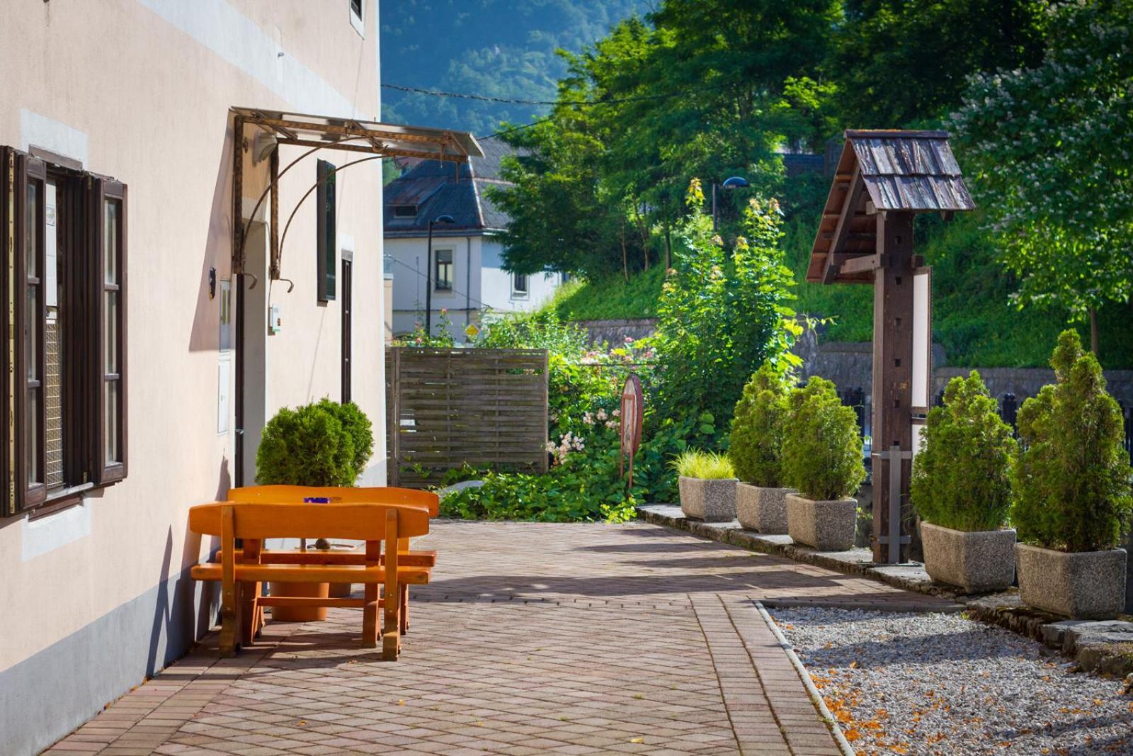 Apartma Na Starem Placu Idrija Ngoại thất bức ảnh